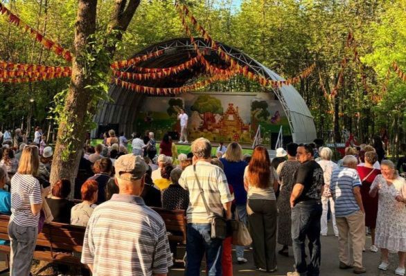 "Жизни золотая пора" Арт-лаборатория
