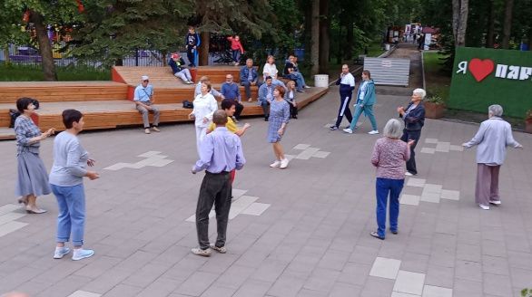 На Видовой аллее любимого парка 