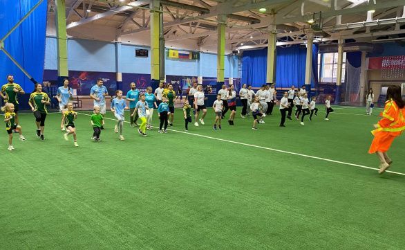 "Папа, мама, я - спортивная семья!"