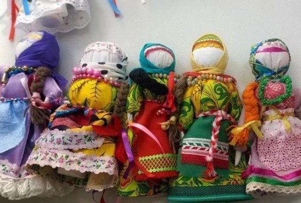 Мир обереговых кукол.