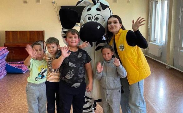 Яркая игровая программа  