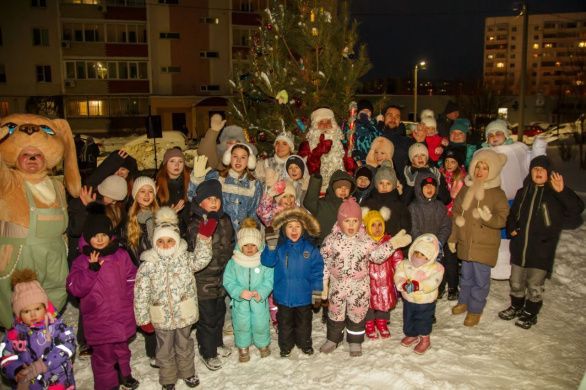 Замечательный праздник двора 