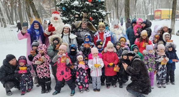 Детский парк встретил своих друзей 