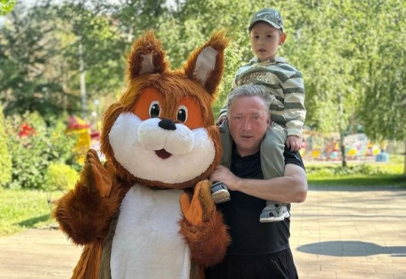 Отличное настроение и самые тёплые объятия! 