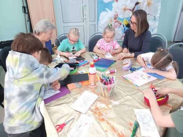 Удивительные поделки ребят