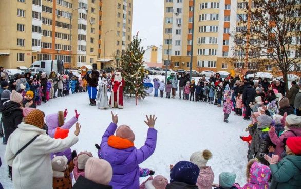  Двор дома № 79 по улице Чапаева 